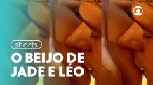 Jade e Léo se beijam pela primeira vez! ? | O Clone ? | TV Globo #shorts