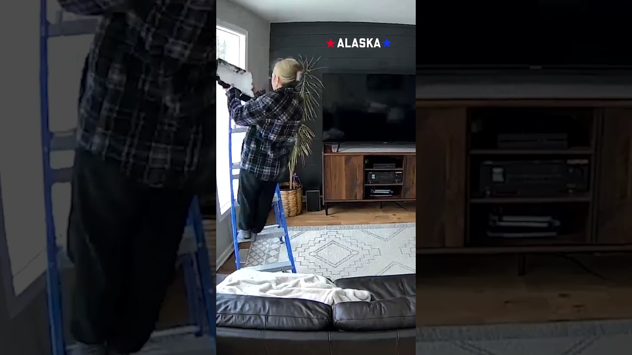 FYI Alaska: white paint isn’t snow ❄️?