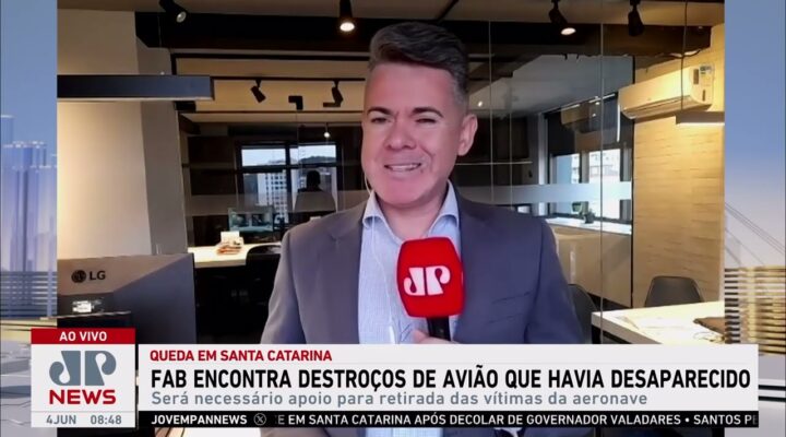 FAB encontra destroços de avião que havia desaparecido em Santa Catarina